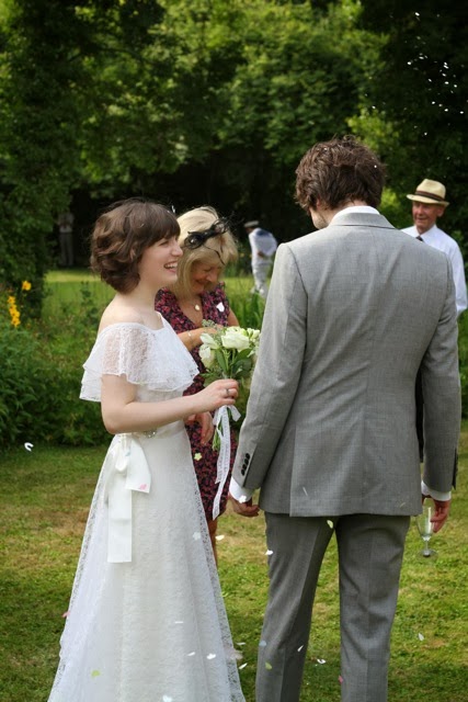 HVB vintage wedding blog, Real Vintage Brides feature - Lauren in full length 1970s lace wedding dress