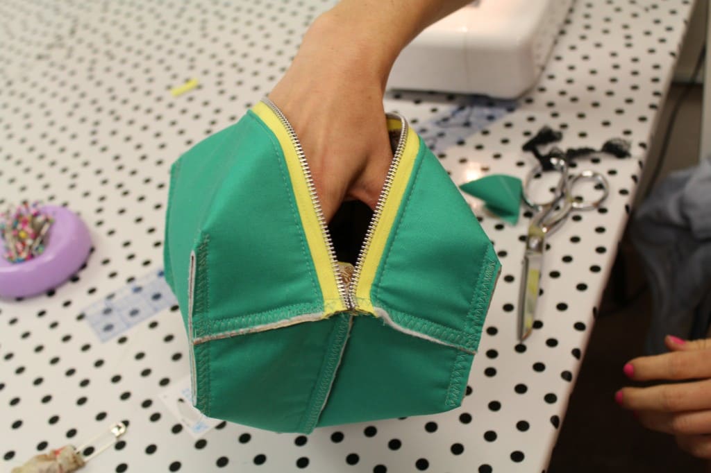 Boxy Travel Pouch Tutorial