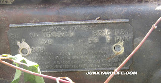 Data plate has codes for the 1970 Impala including paint code for Gobi.