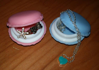 http://www.cndirect.com/new-lady-girl-cute-mini-macarons-box-candy-color-for-fashion-jewelry-earring-box-outing-storage-boxes.html?utm_source=blog&utm_medium=banner&utm_campaign=lendy417