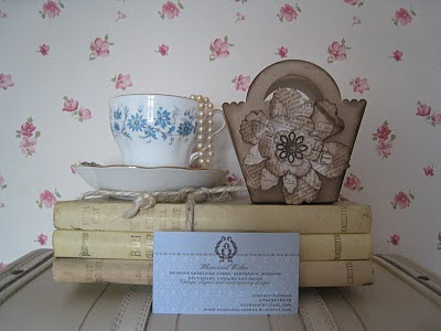Vintage favour boxes and demask wedding invitations
