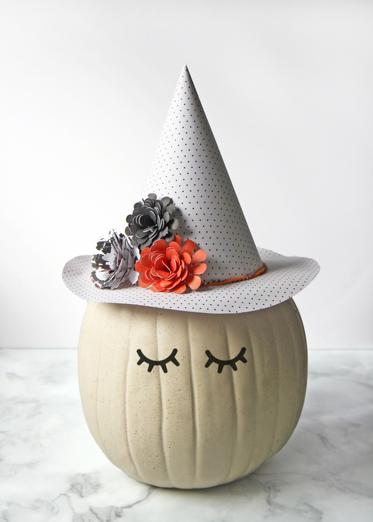 The Craft Patch Pumpkin Decorating Idea Witch Pumpkin With Paper