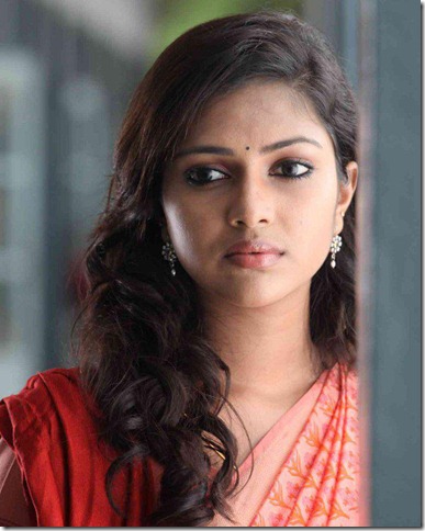 amala_paul_closeup_photos