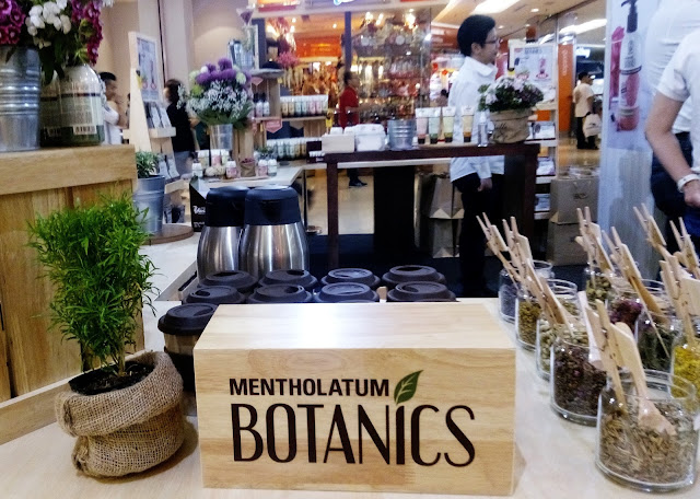 Jaga kesihatan kulit wajah dengan Mentholatum Botanics!