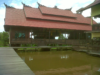  rumah adat di Indonesia