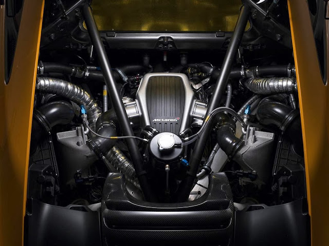 2014 McLaren 12C GT Sprint Engine