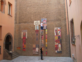 Hanging the show at Corte Isolani