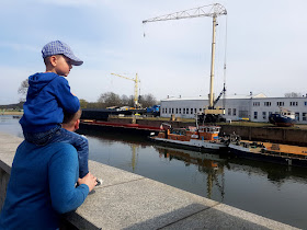 Park Krasnala Nowa Sól - majówka z dzieckiem - podróże z dzieckiem - atrakcje dla dzieci - rodzinny park rozrywki - port w Nowej Soli - rejs statkiem po Odrze