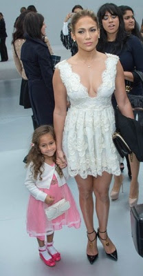 Jennifer Lopez dan Emme Muniz