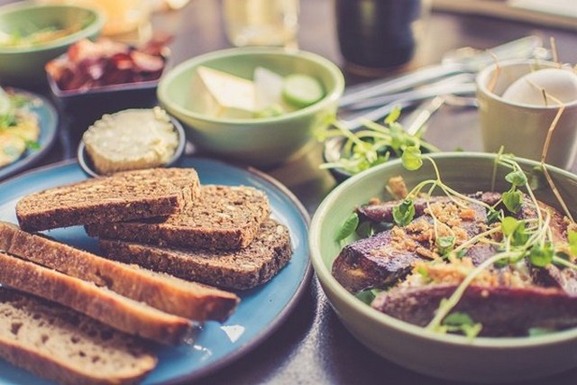 Makanan yang Disarankan Dikonsumsi Saat Perut Kosong