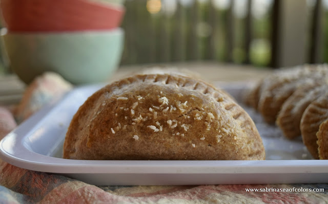 Empanadillas de batata y almendra