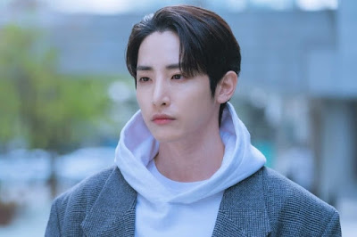 Doom At Your Service lee soo hyuk