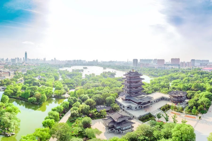 เมืองจี่หนาน (Jinan: 济南)