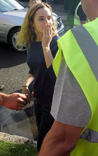 Emma Watson signs autographs tom felton and emma watson photoshoot. Emma Watson signs autographs