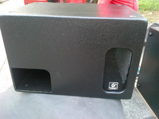 Box speaker 18inch subwoofer yang bagus dan enak persi 