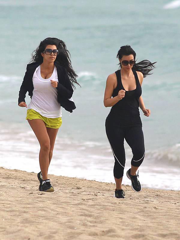 Kourtney Kardashian's Post-Baby Weight Loss Secrets | Buzz Punching