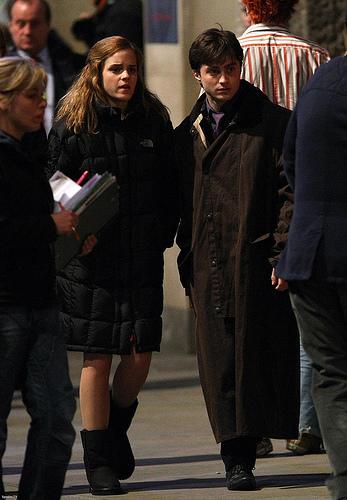 Emma Watson and Daniel Radcliffe in the set of Harry Potter and the Deathly 