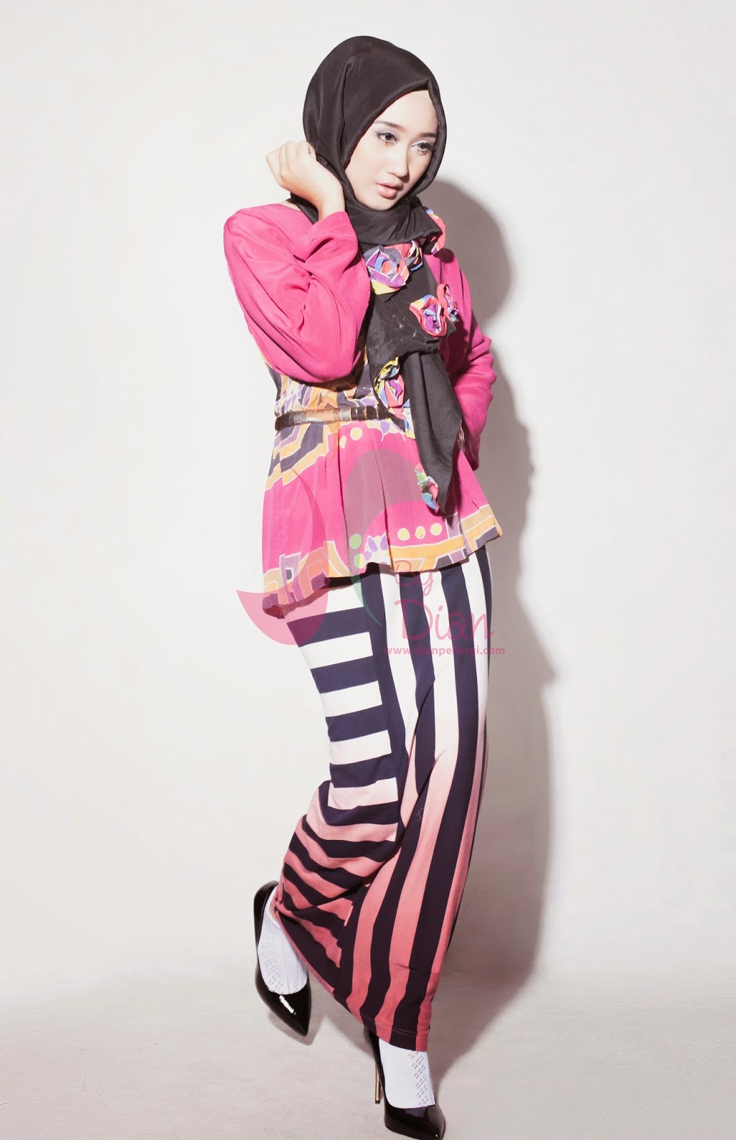 16 Gambar Model Baju Muslimah Gaul Kumpulan Model Baju 16 Gambar Model Baju Muslimah Gaul Kumpulan Model Baju