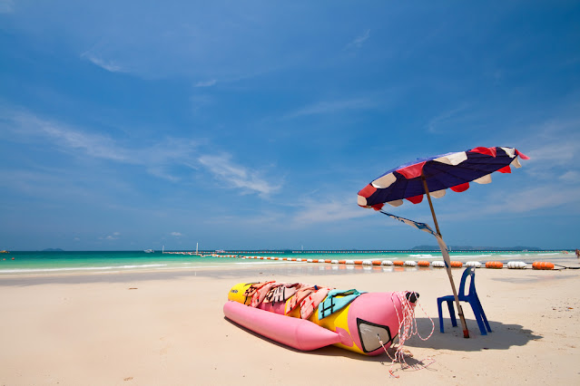 Banana Boat Koh Larn