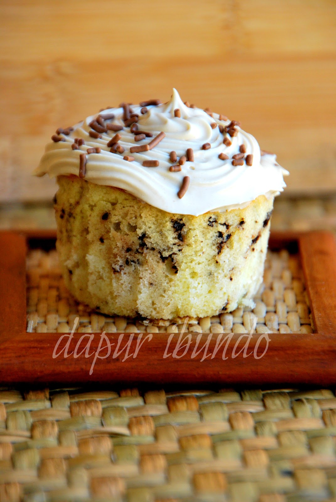 Dapur ibundo: Grated chocolate cupcake