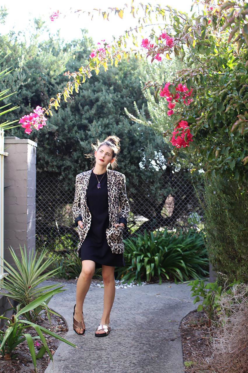 culture in australia, leopard blazer, how to wear leopard print, how to wear animal print, how to wear dark lipstick, metallic slides, ivana, ivana petrovic, likeaharte, like a harte, australian fashion bloggers, melbourne fashion bloggers, 