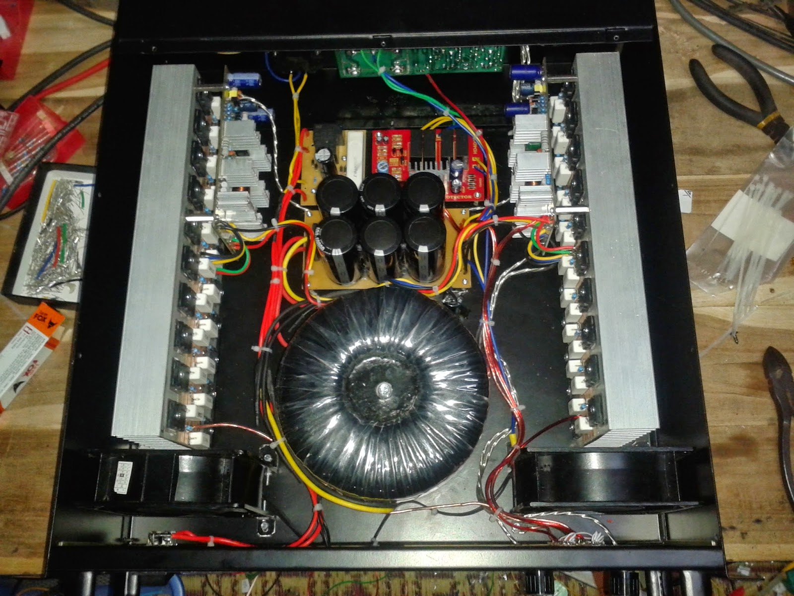  Power  Amplifier  para Profesional Power  Amplifier  Rakitan  