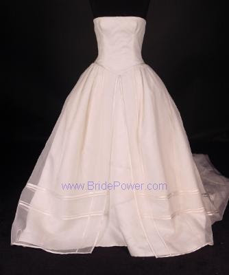 vera wang. Vera wang wedding dress is a