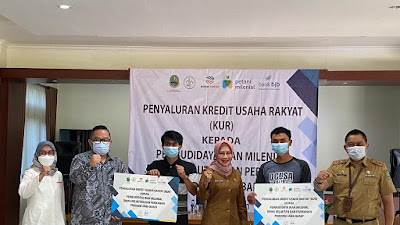  bank bjb Salurkan KUR pada Pembudidaya Ikan Petani Milenial Jabar