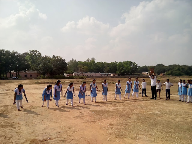 ANUAL FUNCTION- HIGH SCHOOL KAMATA 2015- GIRLS RUNNING