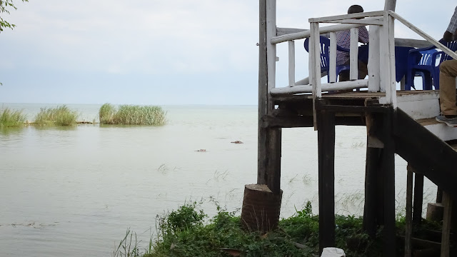 The lake is natural border to the DRC