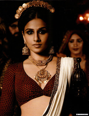 Vidya Balan Hot Photos Part 1