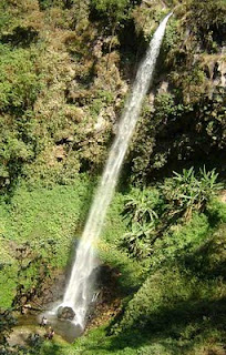 Air Terjun Tertinggi Dan Paling Indah Di Indonesia - http://munsypedia.blogspot.com/