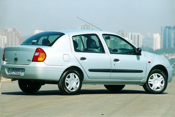 Renault Clio Hatch e Sedã 2000 - fotos e especificações
