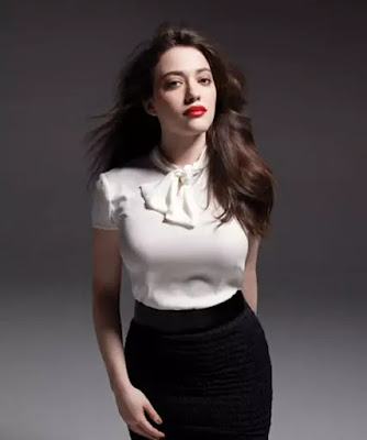 10-Kat Dennings pictures and photos-Top 10 Big Boobs Celebrities of Hollywood with Bra Size