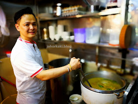 Zengji-Hainanese-Chicken-Rice-Kaki-Bukit-Food-Centre-Bedok