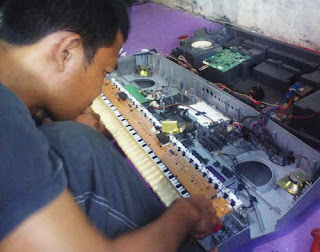 Perbaikan Keyboard dan Service Organ Tunggal