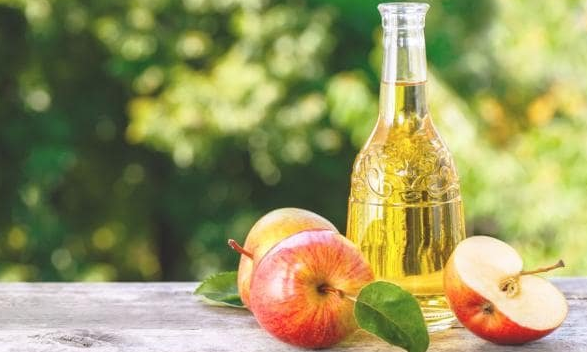 3 Manfaat Cuka Apel untuk Jerawat dan Cara Pakai