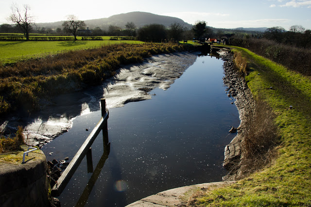 Lock gate repairs