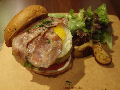 Bacon, Egg & Cheese Burger