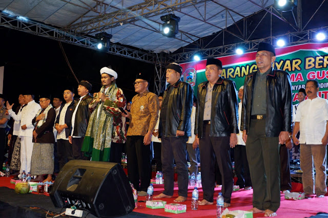 KodimKaranganyar - Rayakan HUT TNI Warga Karanganyar Gelar Sholawat Bersama