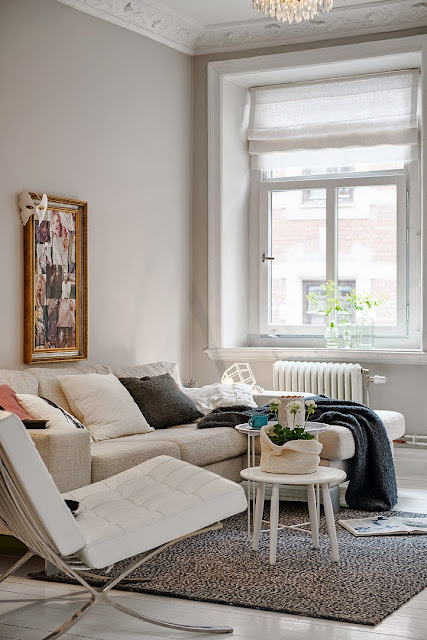 Blog Achados de Decoração. Apartamento decorado em branco, preto e cinza chic.