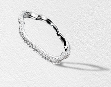 CHANEL Cam lia Wedding Ring in 18K white gold and diamonds