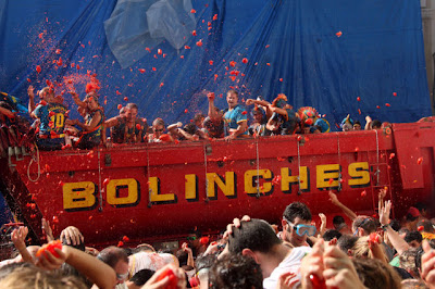 Tomatina Tomato Fight 2010 Seen On www.coolpicturegallery.net