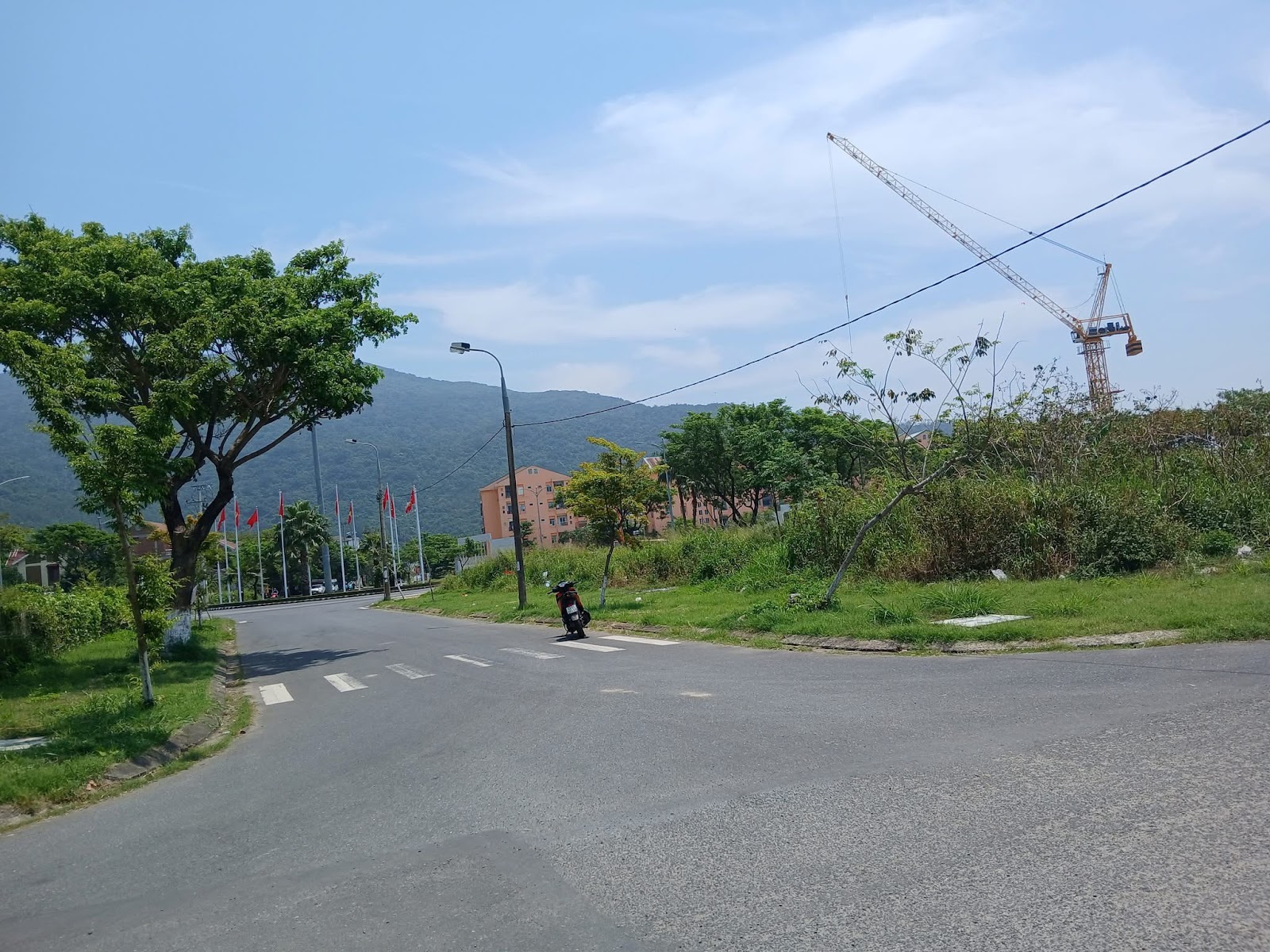 CHÍNH CHỦ BÁN LÔ GÓC SÁT BIỂN – VỊ TRÍ ĐẸP ĐƯỜNG THÀNH VINH 2 & 3