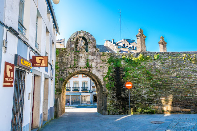 Imagen de la Puerta de Santiago