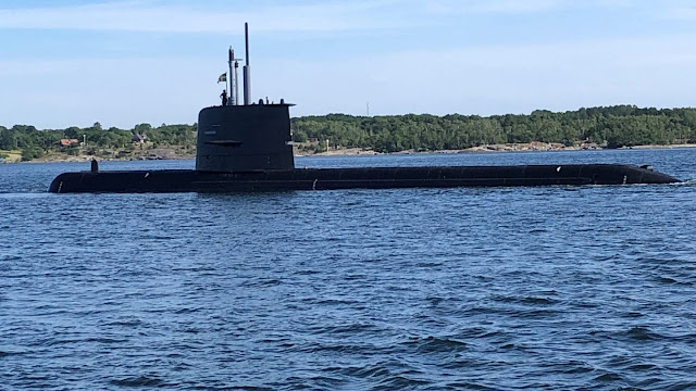 Comandante de un Submarino Sueco - Liderar a cientos de metros de profundidad