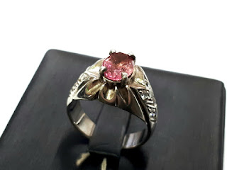 Batu Permata Natural Pink Safir SF015 Indah Ikatan Perak