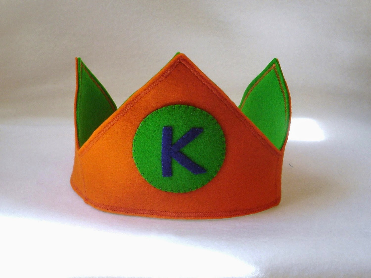 https://www.etsy.com/listing/108779111/custom-wool-felt-letter-birthday-crown?ref=shop_home_active_4