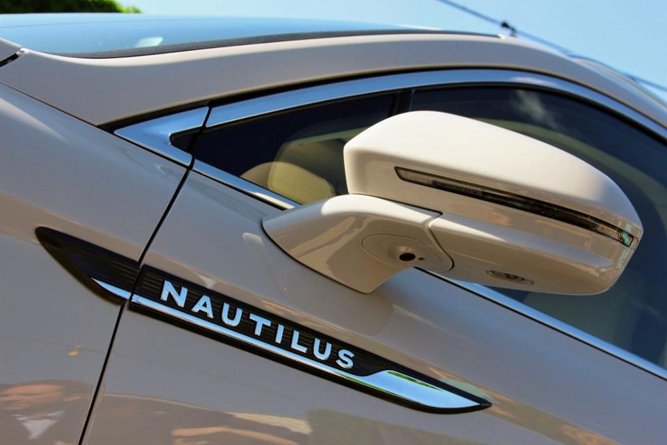 2019 Lincoln Nautilusa