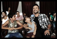 Tarkan visits children's home for Turkish child foundation Mika-der